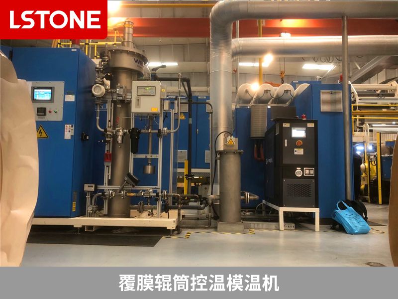 覆膜輥筒控溫模溫機(jī)2 覆膜輥筒控溫模溫機(jī)2