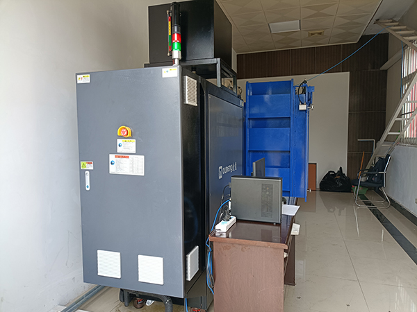 300度高溫油溫機(jī)